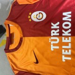 Wesley Sneijder 10 Galatasaray Retro 2013-2014 Formasi Home Jersey Trikot Maillot